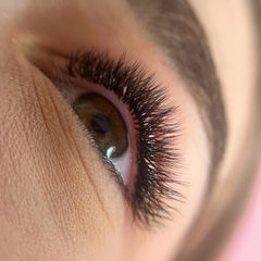 Boostific x Henrietta Orosz BE.BOLD. YY lashes 10 lines